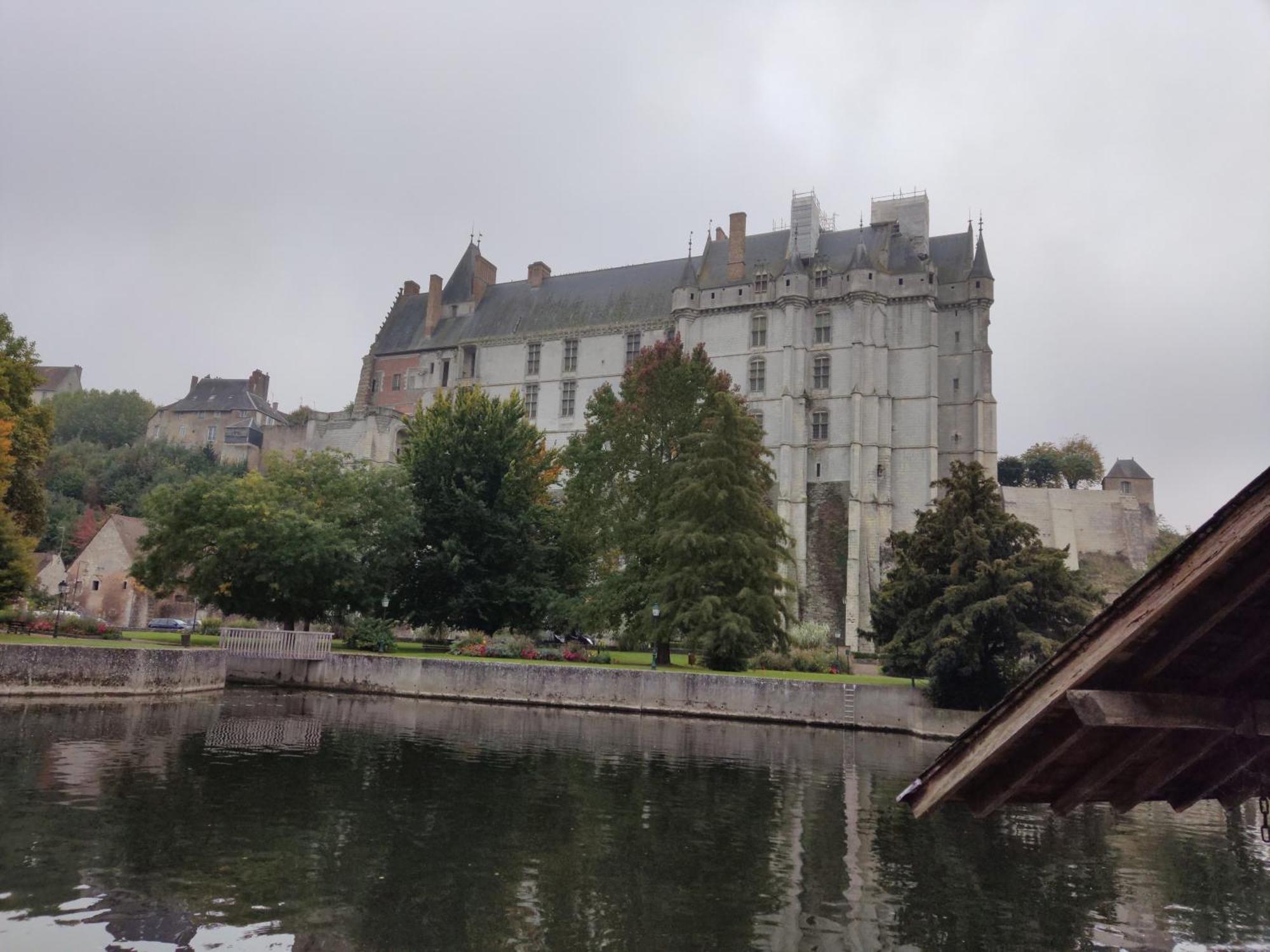 Halte Douillette Au Coeur De La Ville シャトーダン エクステリア 写真